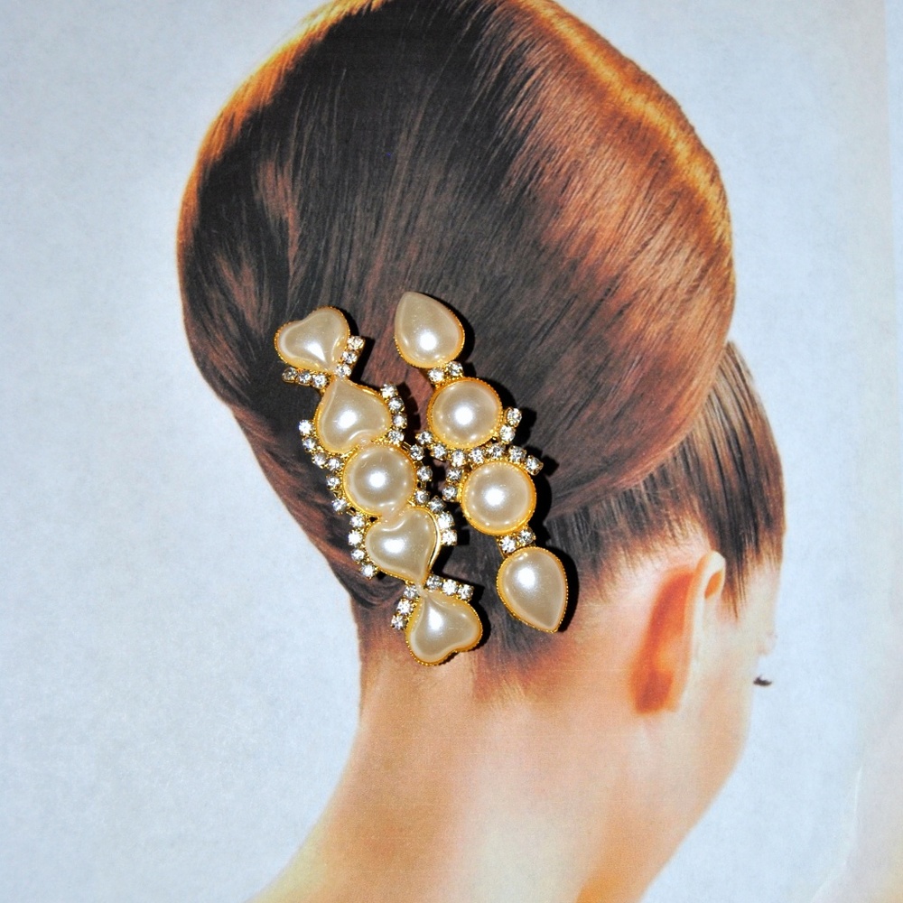 TWO Faux Pearls Crystals Cave Barrettes
